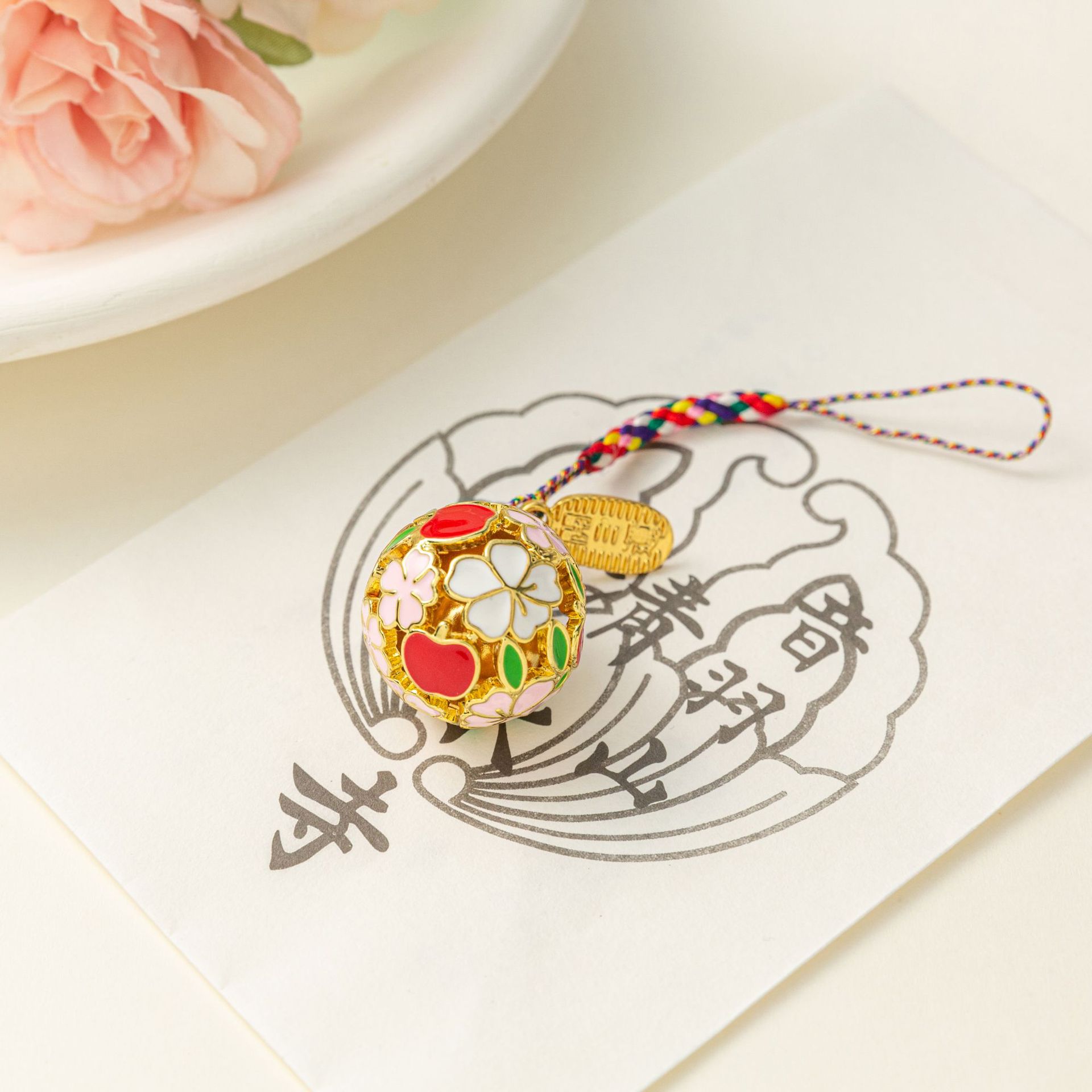 日本旅游纪念铃铛御守太古铜铃铛十二生肖挂件镂空樱花铃铛挂件