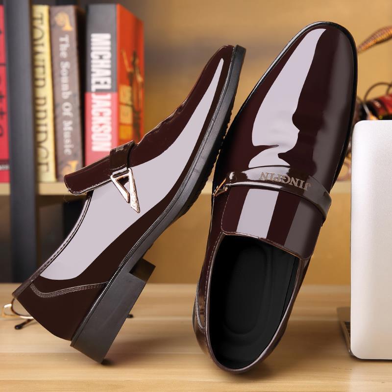 2023 Spring New Men's Leather Shoes Korean Style Stylish Casual Shoes Shiny Patent Leather Business Men's Shoes Cross-Border Wholesale