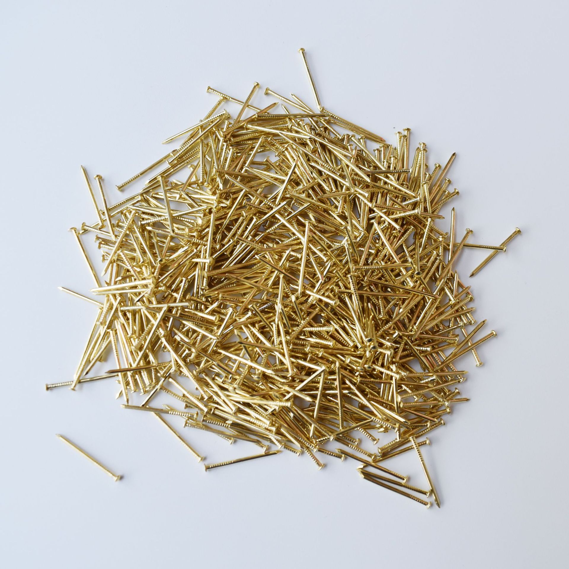 金色镀铜圆头钉银色镀镍小钉子 木盒家具钉 钉子画小铁钉细钉一斤