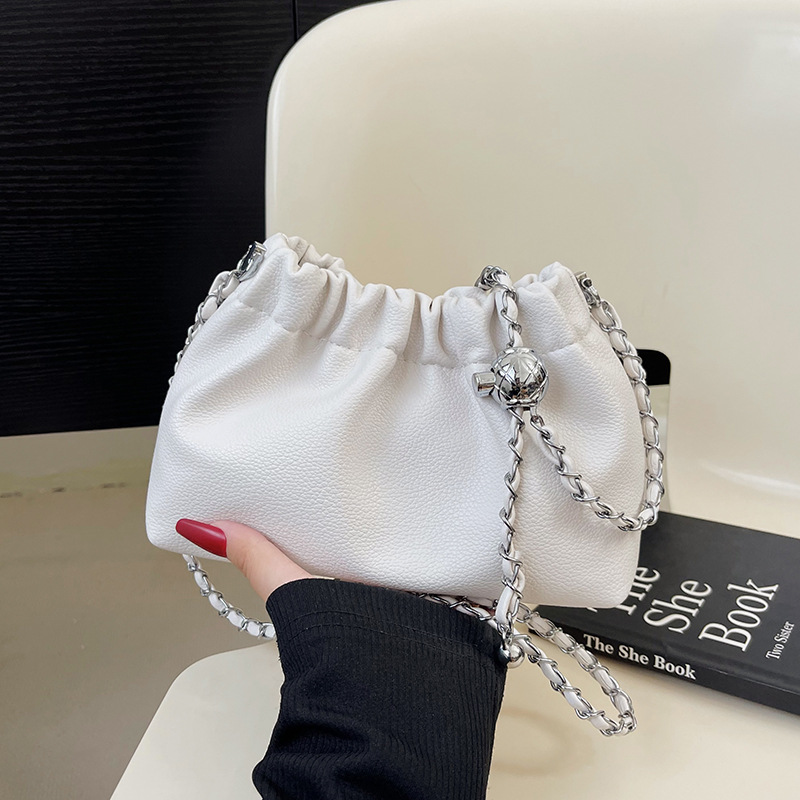 Fashionable Simple Popular Bag Women's New High-Grade Solid Color Niche Shoulder Bag All-Match Chain Crossbody Bucket Bag