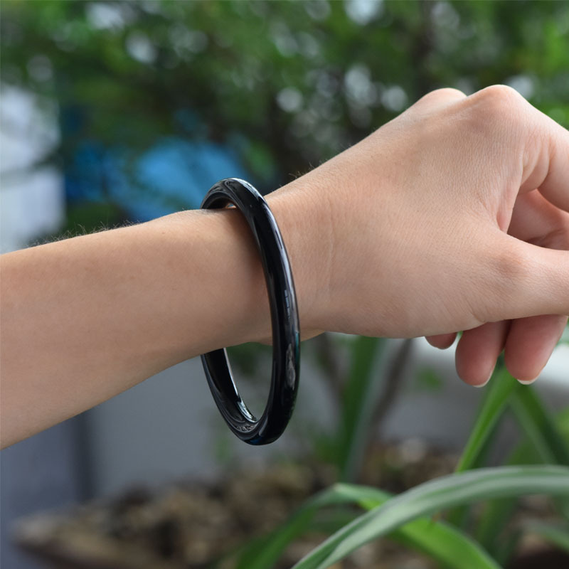 8毫米细圆条黑玛瑙手镯女款 美人条镯玉髓镯子光面