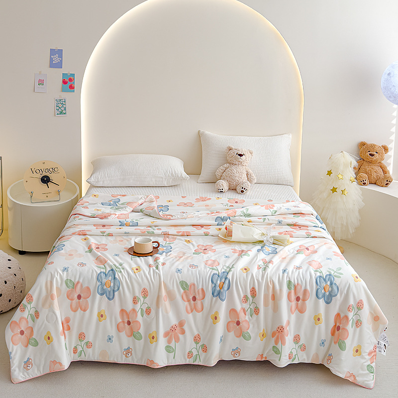 New Class a Cartoon Knitted Cotton Soybean Quilt Inner Summer Quilt Child Air Conditioner Quilt Summer Blanket Machine Washable Thin Duvet