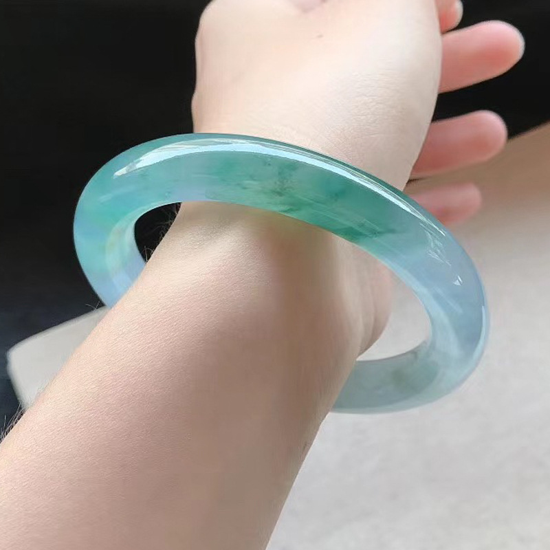 缅甸翡翠手镯冰种飘兰花圆条老坑阳绿高冰正圈女款贵妃玉镯子