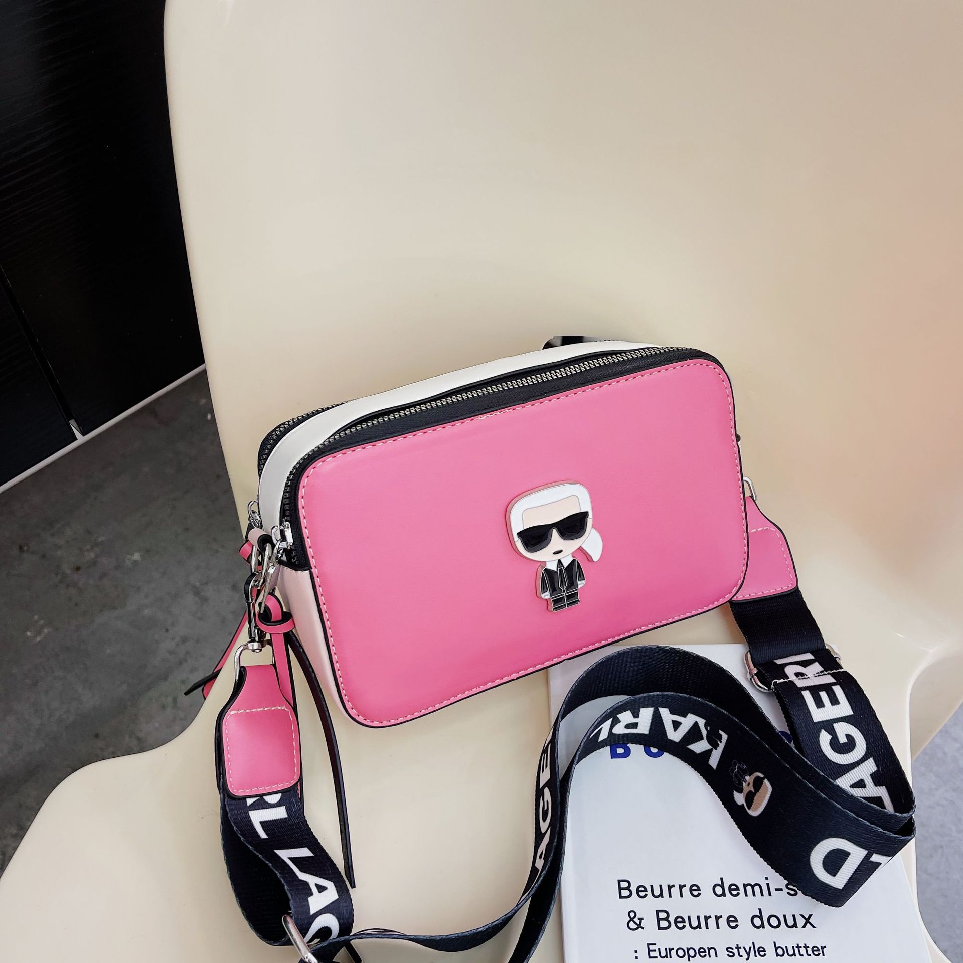 Cartoon Creative Shoulder Bag 2024 New Korean Style Trendy Pu Chain Small Square Bag Fashionable Casual Crossbody Women's Bag