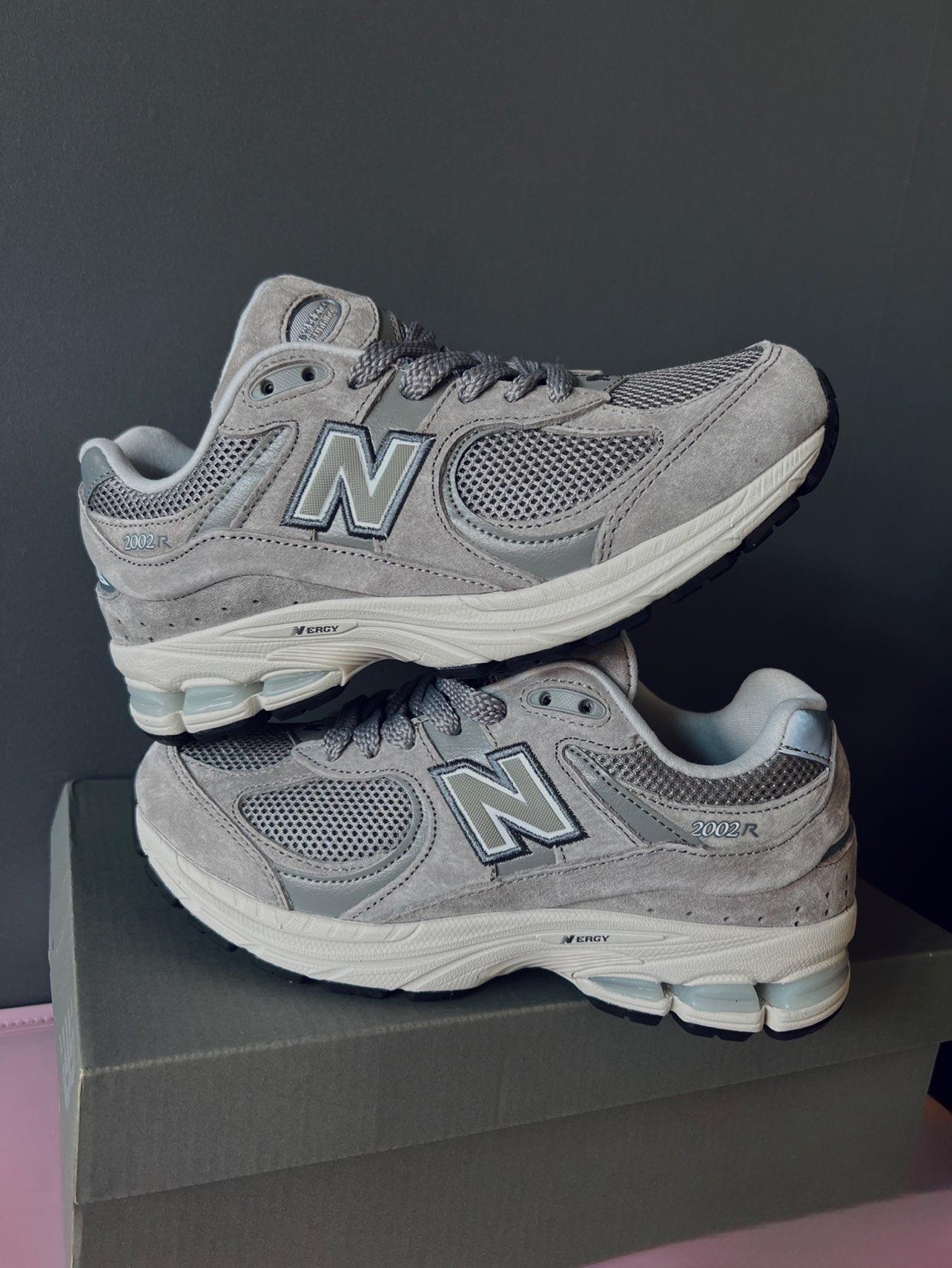 2002r元祖灰经典灰休闲复古运动鞋男女鞋-阿里巴巴