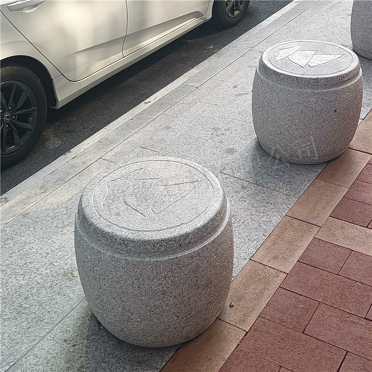 福建石雕石墩厂家定制加工公路停车场花岗岩挡车石球路障石石墩子