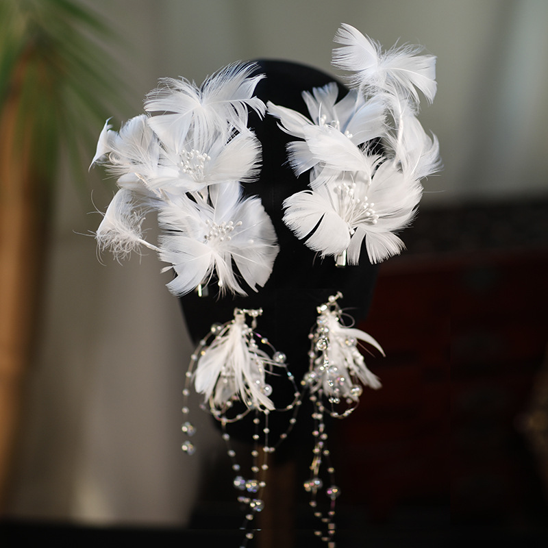 新娘头饰仙美羽毛发夹森系婚礼结婚造型边夹婚纱旅拍发饰2024新款