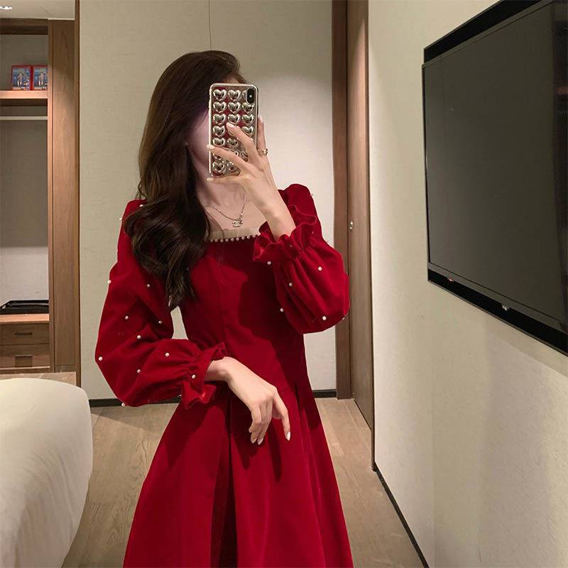 蕾丝红修身连衣裙图片