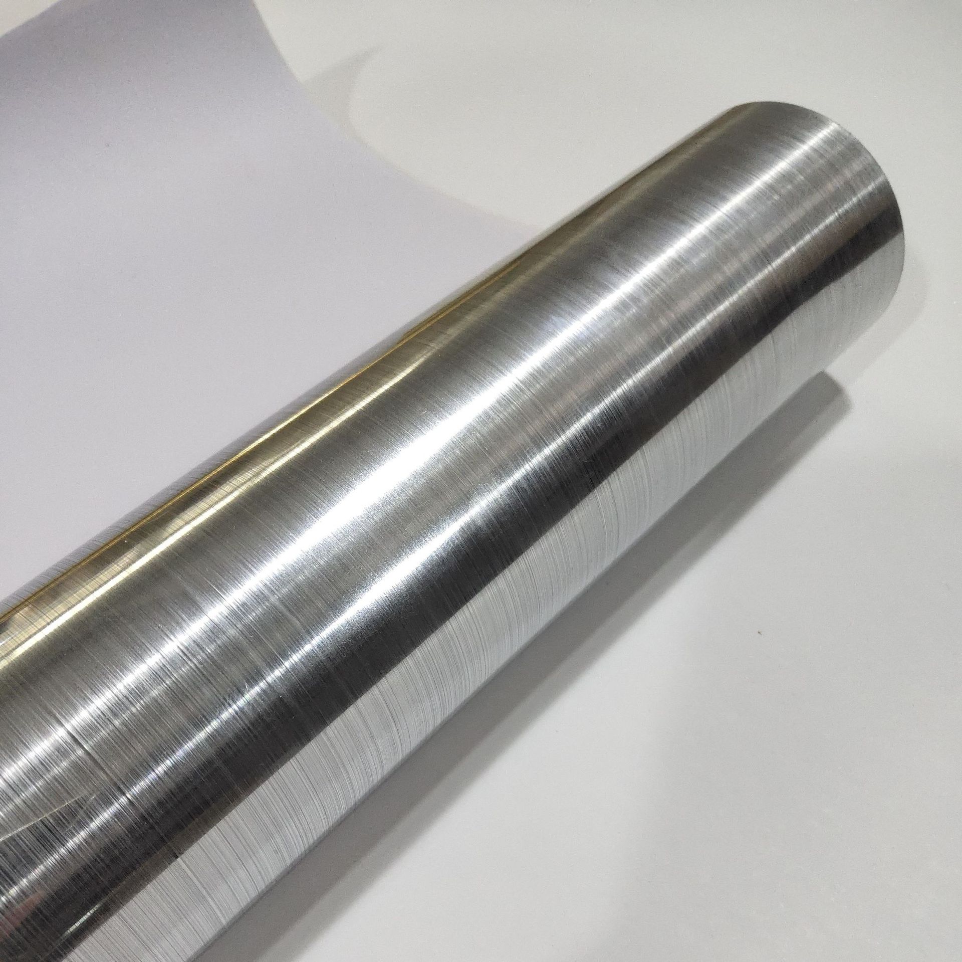 厂家供应金属效果的50umpet拉丝银色膜拉丝膜粗中细纹路