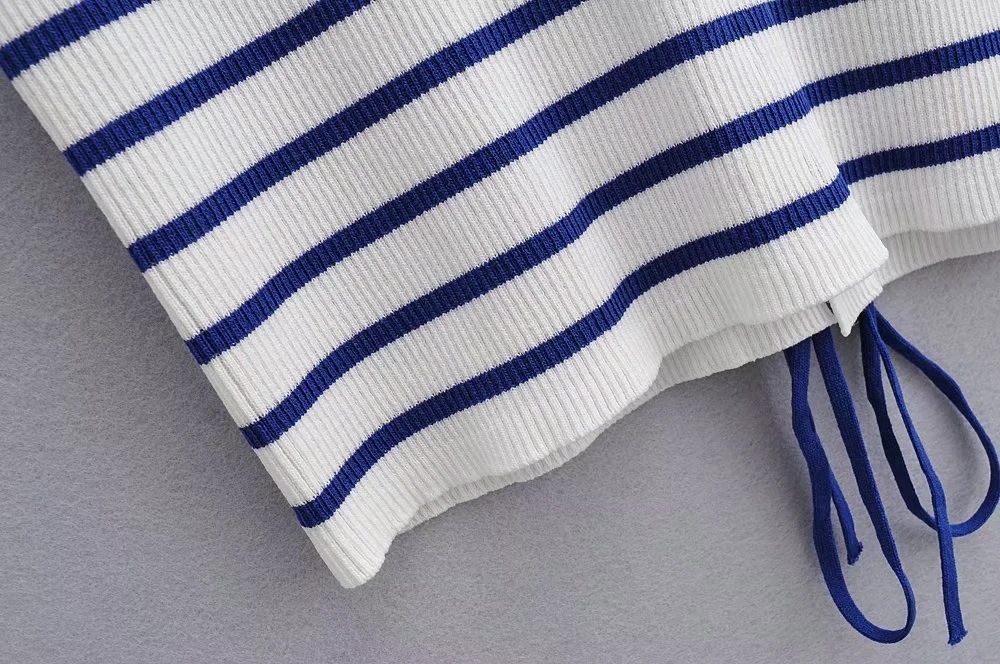 海军蓝白条纹翻领针织短袖上衣2022夏季新款时尚辣妹短款露脐t桖