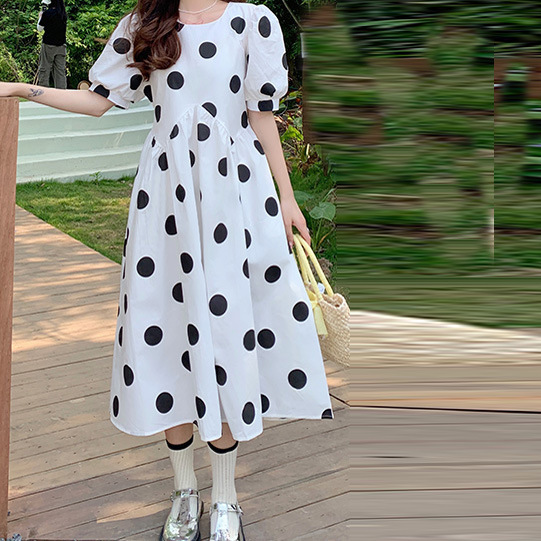 可爱波点裙