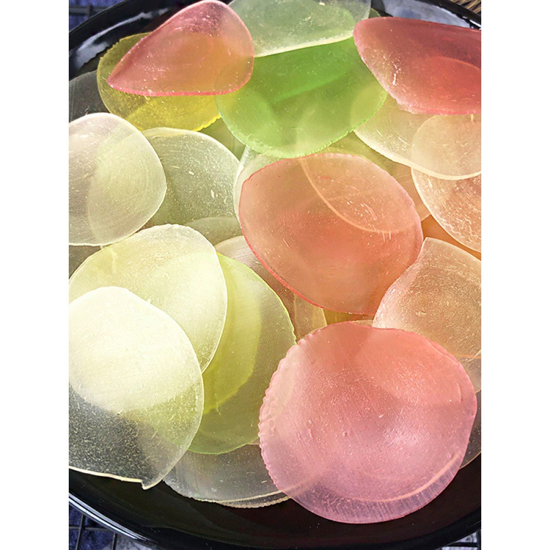 彩色虾片自己炸原料海鲜龙虾片散装五彩炸虾条膨化薯片零食需油炸