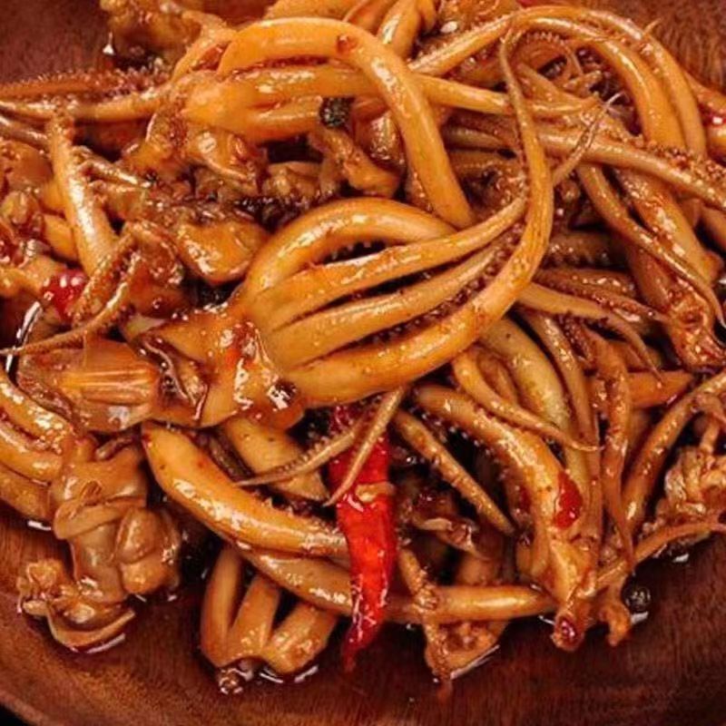 香辣鱿鱼须八爪鱼开袋即食网红麻辣熟食宿舍追剧休闲零食整箱批发