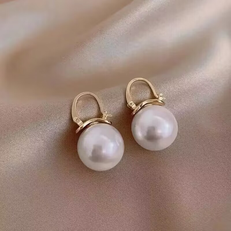 Pearl Earrings Women's Retro Simple Graceful Women's 2022 New Trendy Advanced Texture Earrings Copper Ear Hook