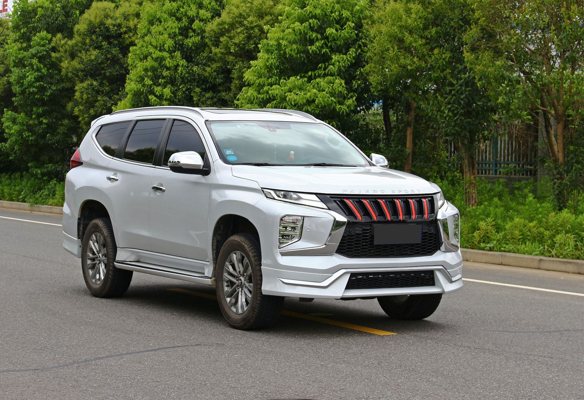 适用于16-20款三菱帕杰罗劲畅改装大包围运动套件尾翼后唇行李架