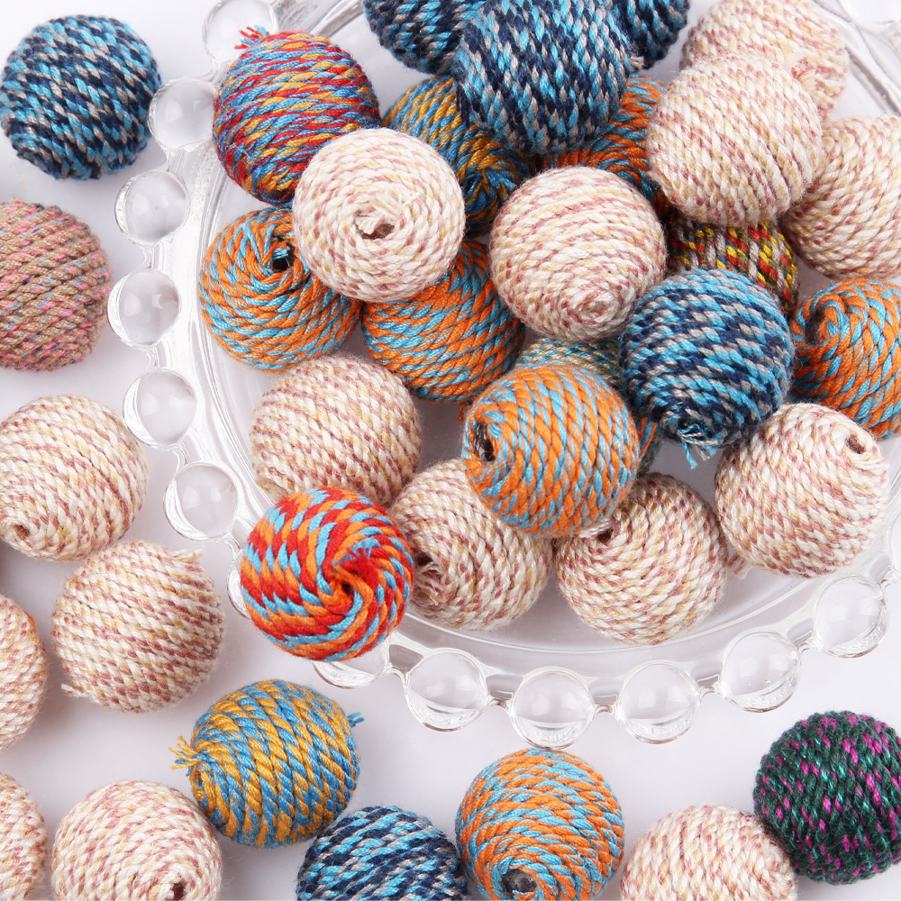 16mm亚克力绒线球彩色异形有孔珠猫咪宠物玩具diy串珠耳饰配件