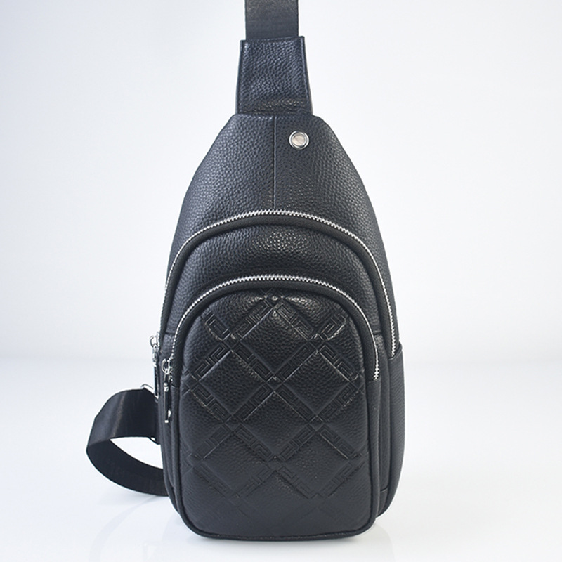 新款男士真皮胸包合集个性男款运动斜挎包大容量头层牛皮单肩挎包