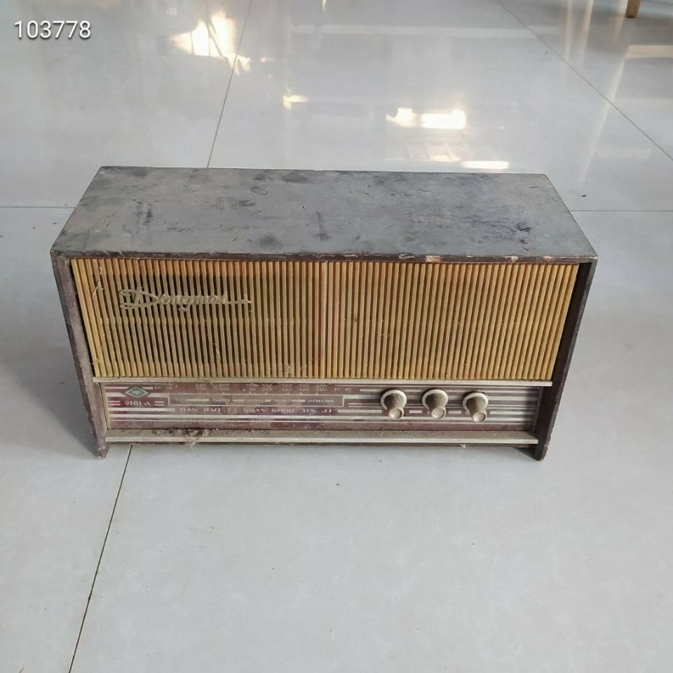 热卖民俗老物件怀旧收藏老式二手收音机戏匣子旧货老东西复古道具