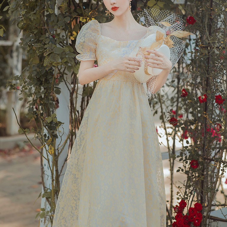 宫廷泡泡袖公主连衣裙图片