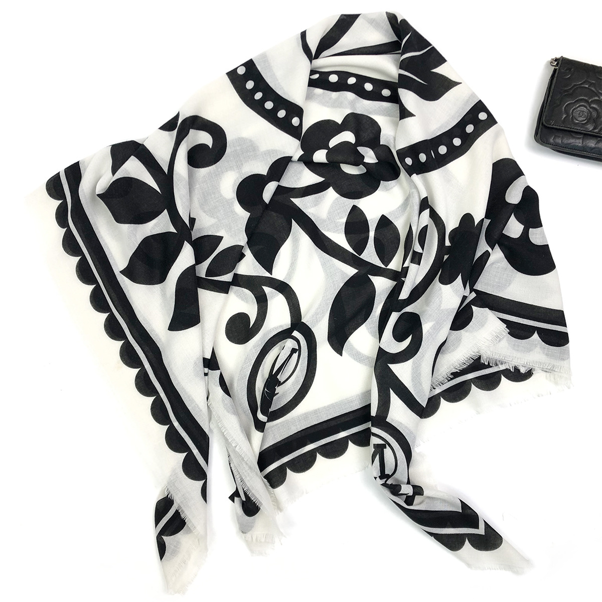 New Europe and America Cross Border for 130cm Fashion All-Match Printed Large Kerchief Shawl Scarf Factory Wholesale