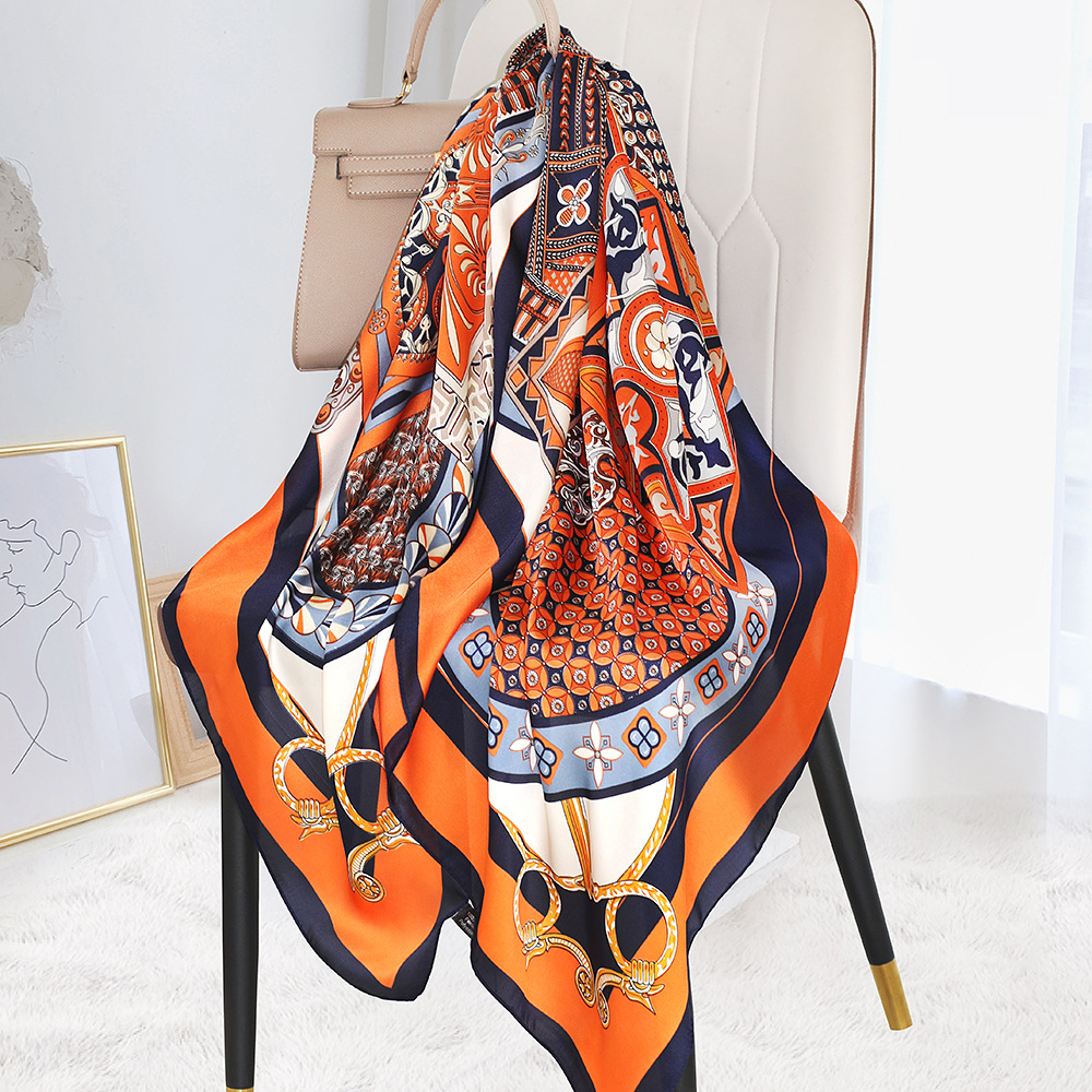 New Fashion Square Scarf Women‘s Scarf 110x110cm Large Square Scarf Outer Wear Simulation Silk Brocade Scarf