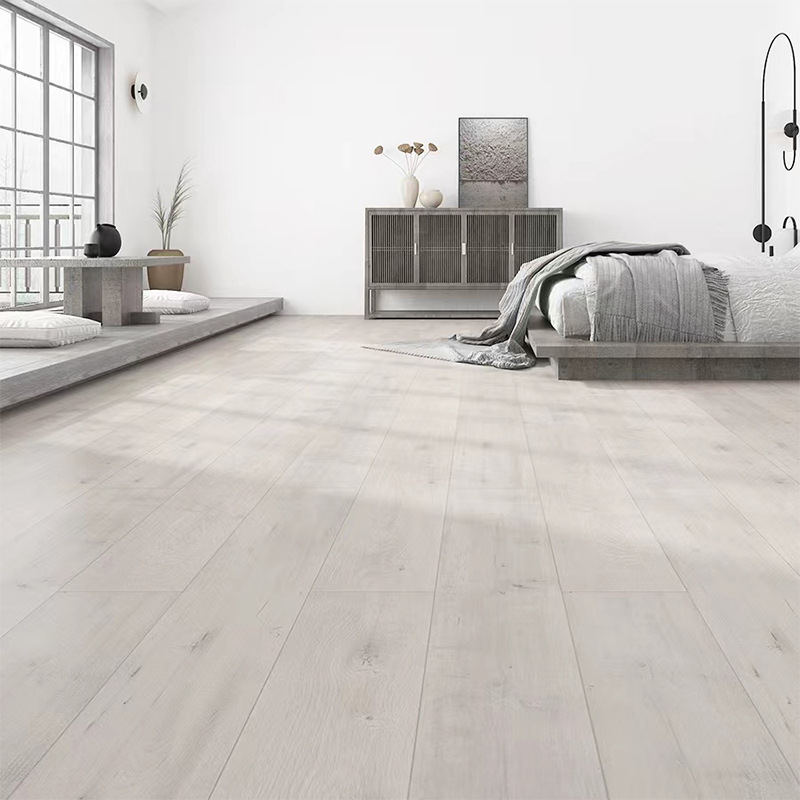 灰白橡木简约北欧原木色木地板12mm强化复合地板浅色环保地暖防水
