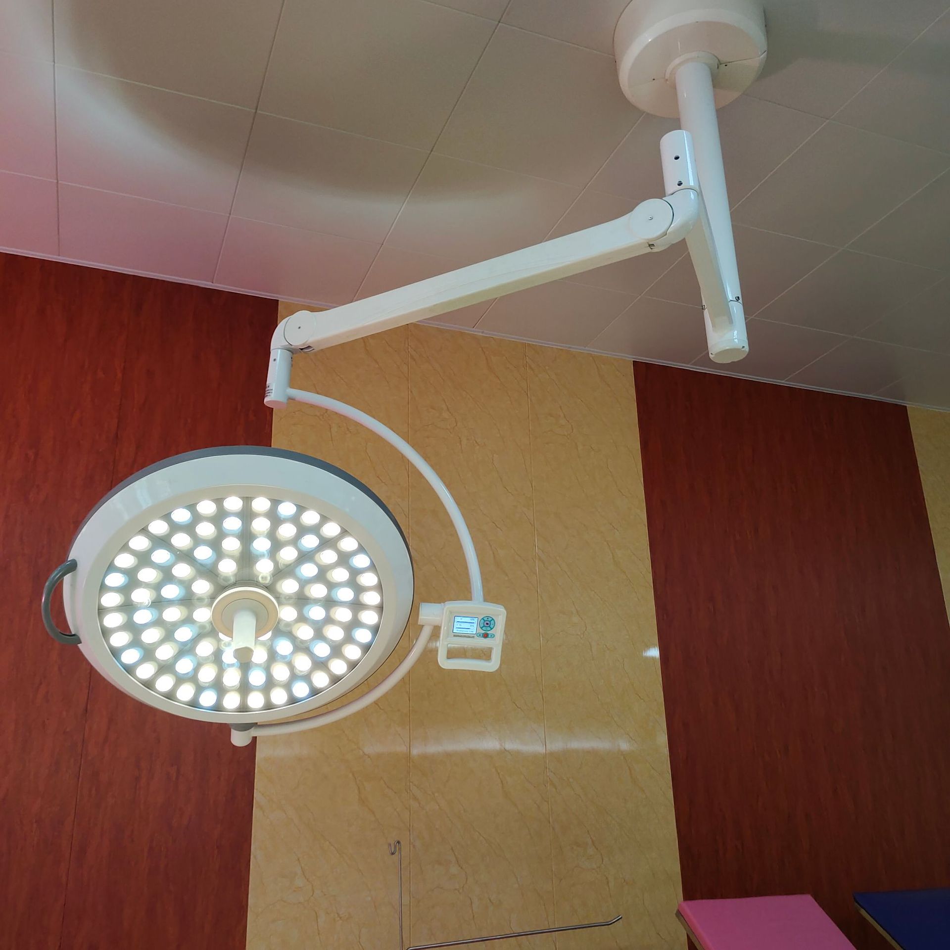 医院手术室无影灯吊式led手术灯壁挂式冷光源整体反射移动式口腔