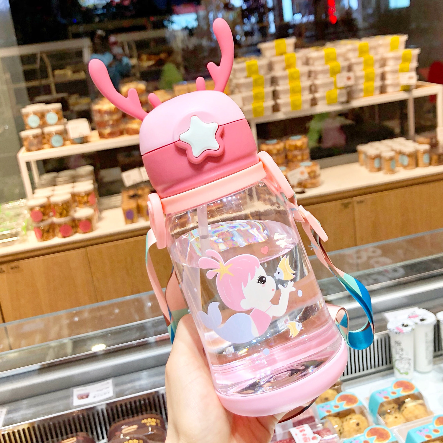 Large Capacity Cup Simple Children Cute Kindergarten Primary School Student Straw Cup Convenient Plastic Cartoon Crossbody Strap