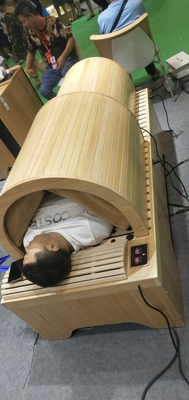 厂家九五裹药远红外频谱加热仪能量光波床太空舱单人床木质