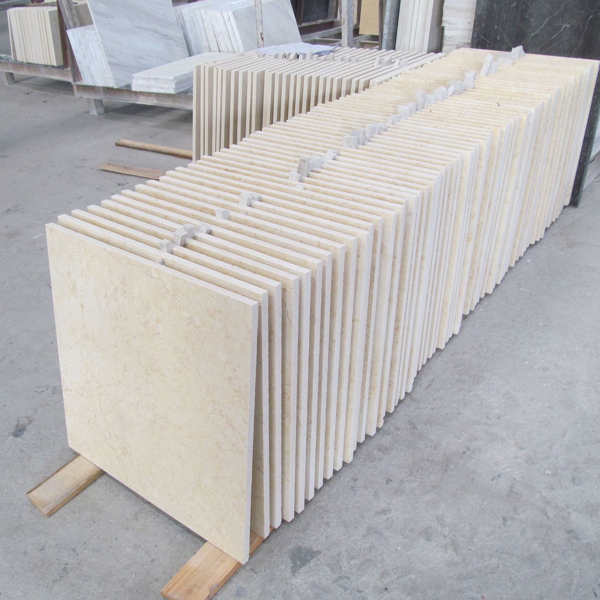 米白色大理石水头天然大理石埃及米黄工程板材别墅酒店外墙地板石