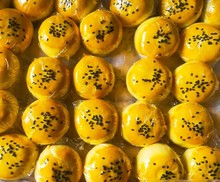 蛋黄酥8斤散装网红食品 传统糕点 休闲零食蛋黄酥蛋糕房货源批发
