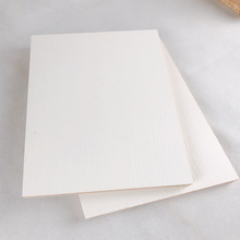现货E0级18厘暖白浮雕麻面衣柜板免漆板生态板批发多层板木板材