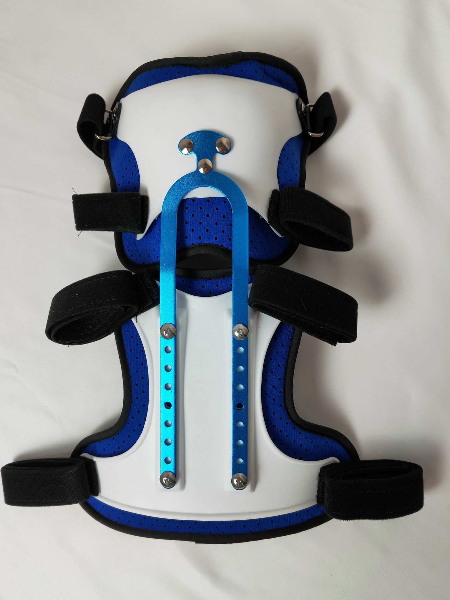 儿童头颈胸矫形器颈椎术后固定支架康复器可调节颈斜支具护具