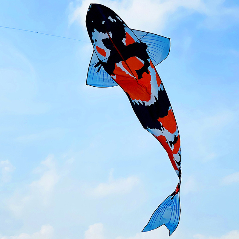 潍坊意诚2020年新款成人锦鲤鲤鱼风筝 工厂批发 大款风筝易飞大号