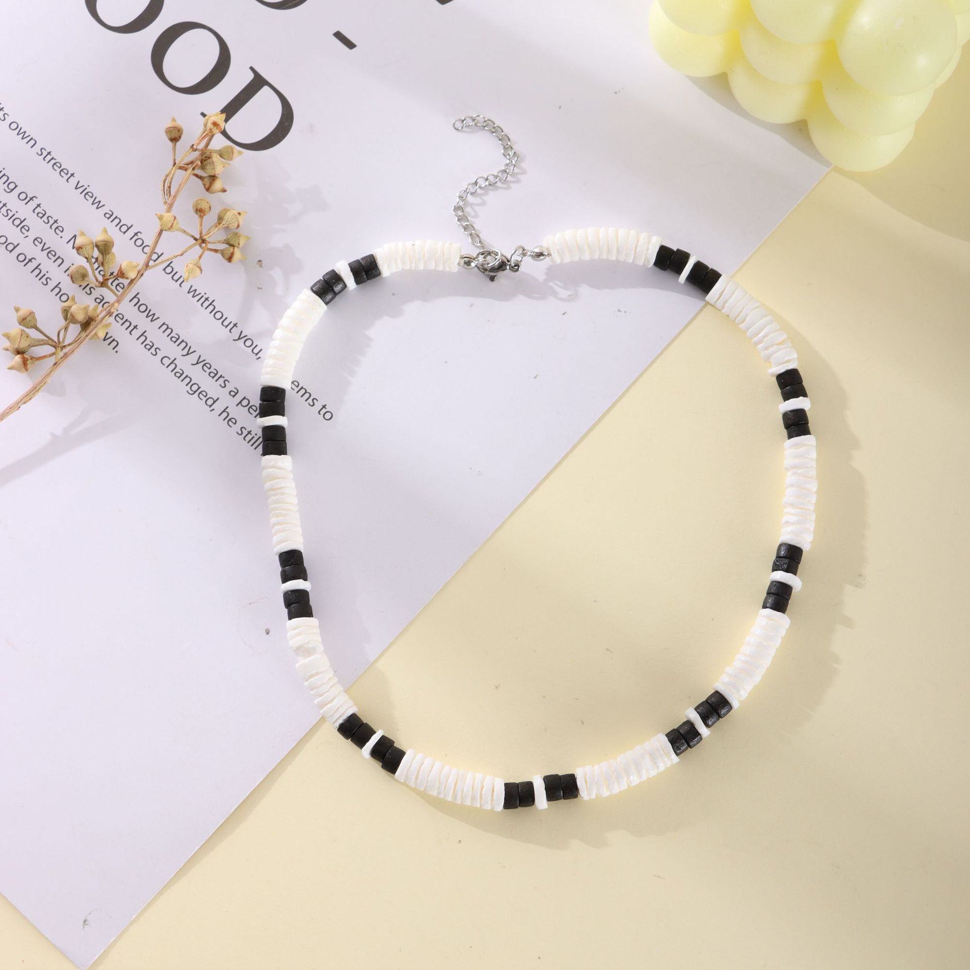 Cross-Border Hot Shell Coconut Shell Bracelet Necklace Puka Beach Irregular Broken Shell Men Ladies Clavicle Chain Necklace