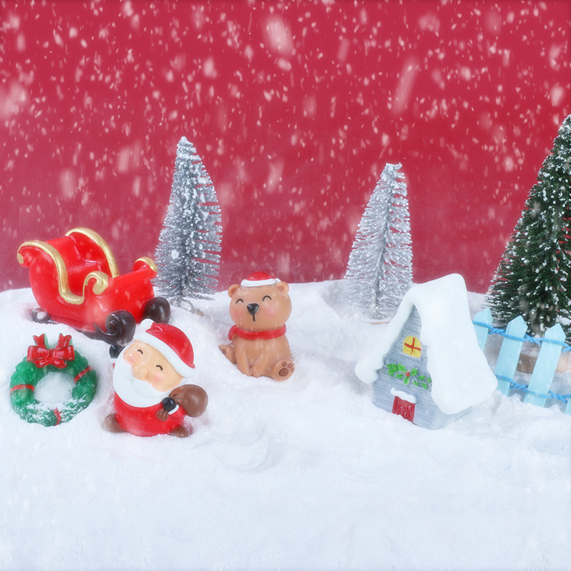 Micro Landscape Ornaments Cartoon Santa Claus Snow Scene Window Accessories Creative Resin Accessories Crafts Home Decoration