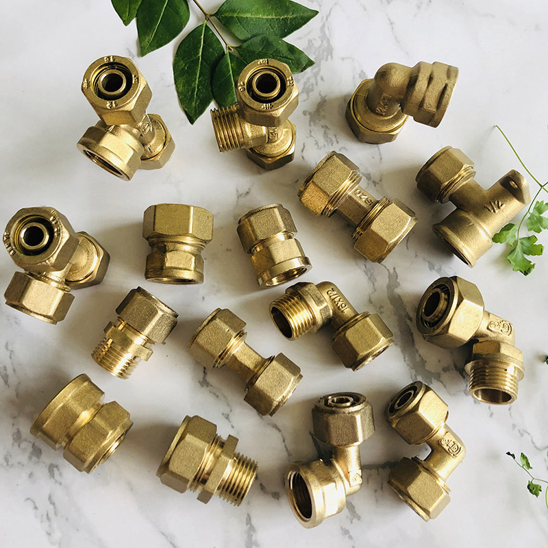 铝塑管铜接头地暖接头卡套接头