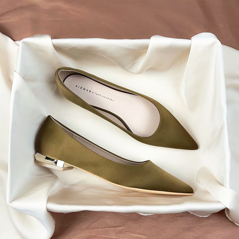 1961黑色职业平底女款鞋2024年新款春夏季缎面气质浅口工作单鞋