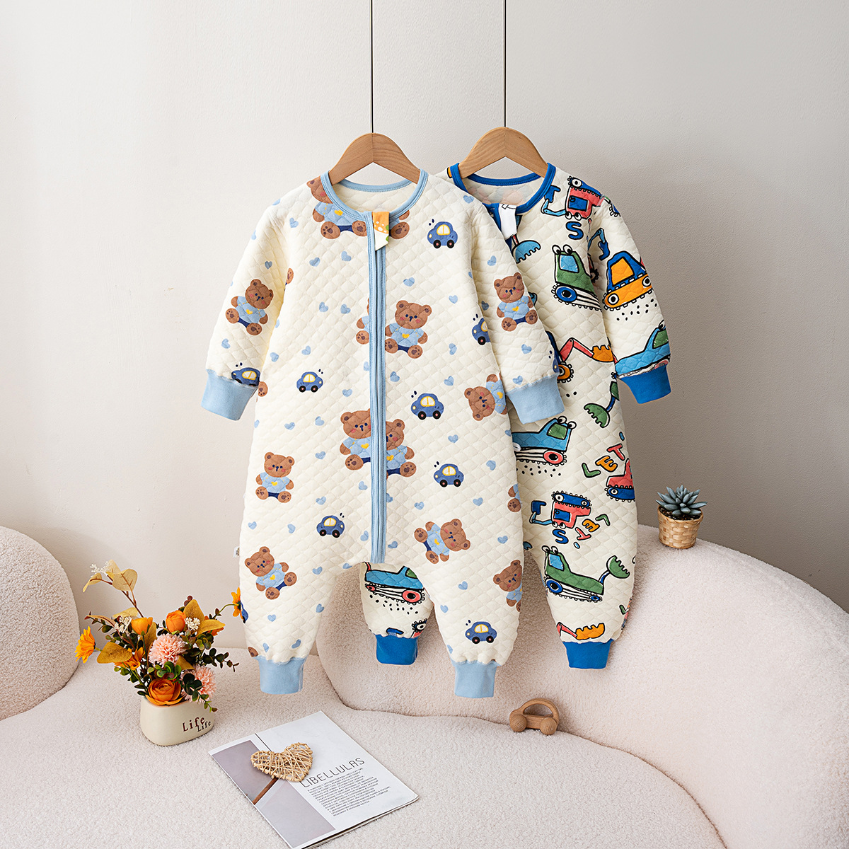 秋冬款三层夹棉儿童睡袋宝宝分腿防踢被男孩女孩连体衣家居服