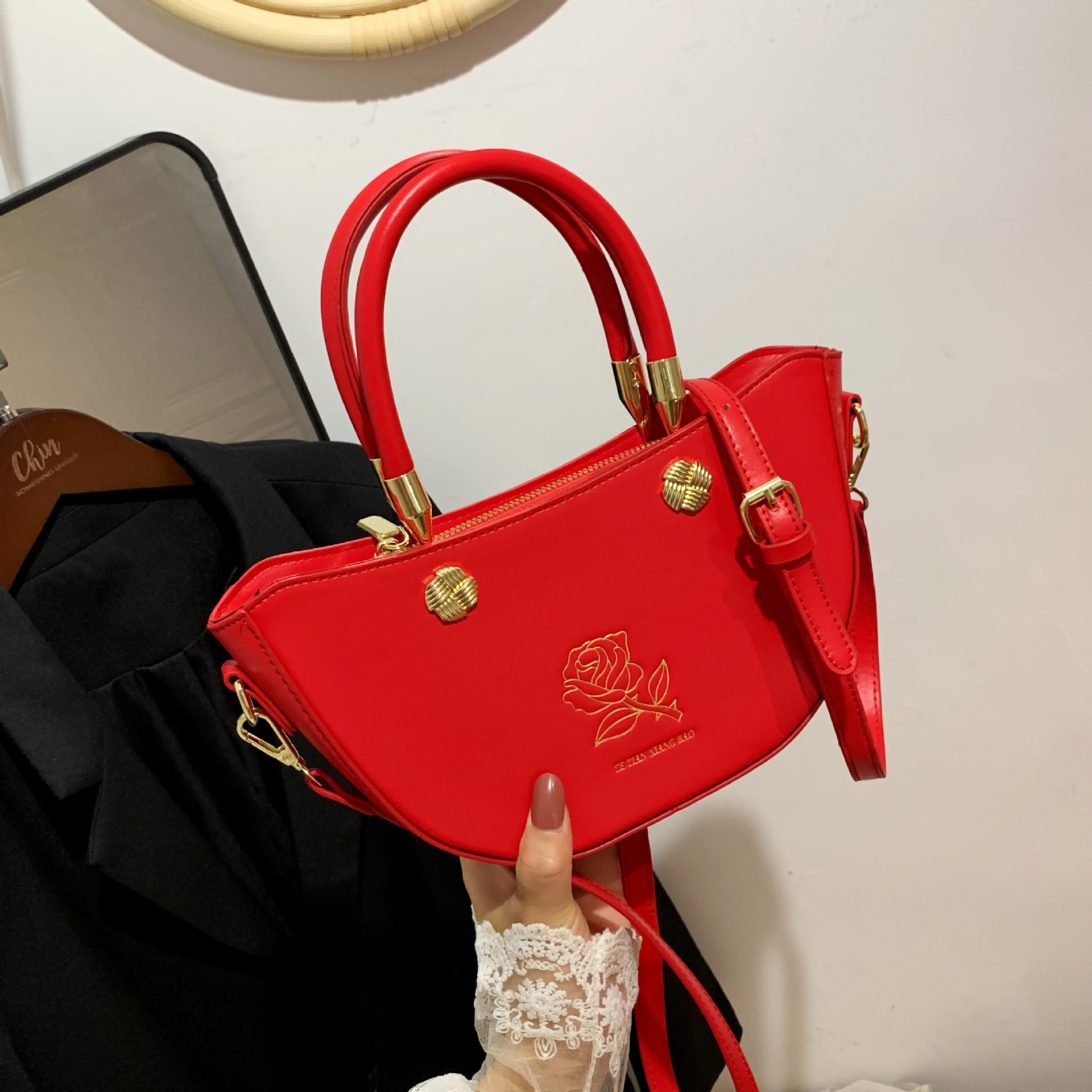 2022 New Handbag Shoulder Bag All-Match Women Messenger Bag Western Style Dumpling Bag Fashionable and Elegant Large Capacity