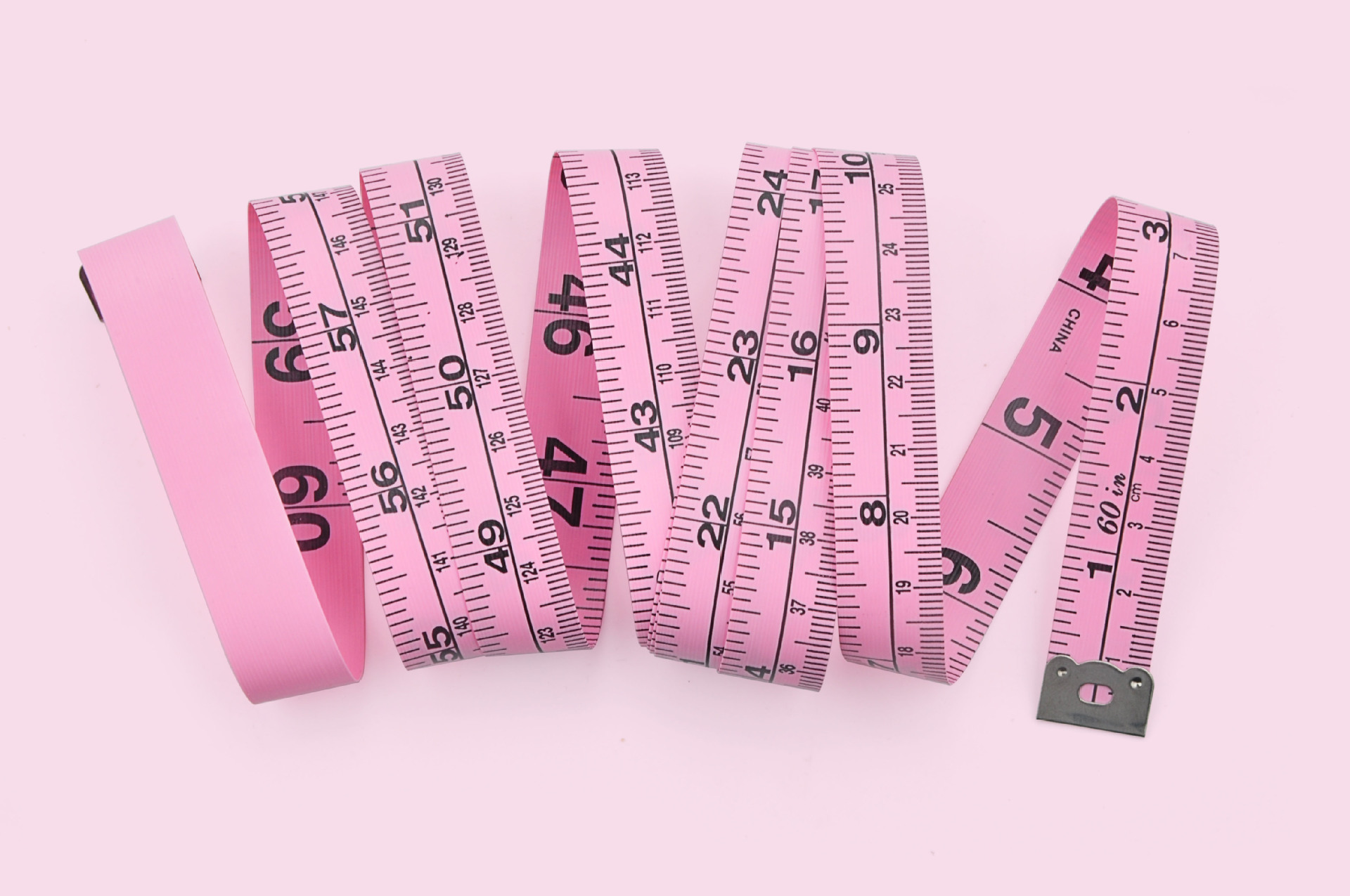 现货公分英寸软皮尺 粉色白色黑色pvc塑料软尺 量三围量衣裁缝尺-阿里