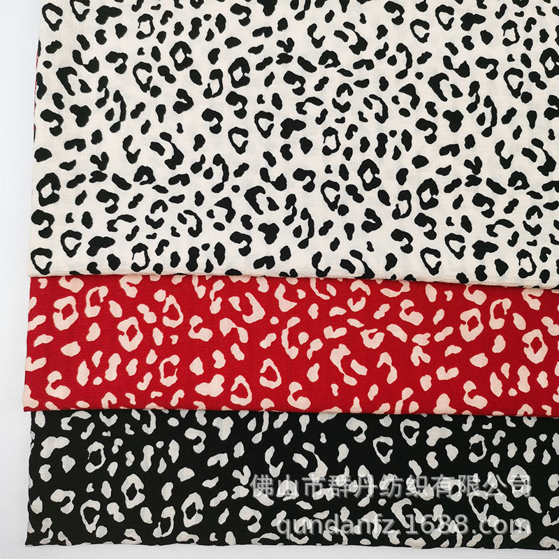 提花泡泡条印花 豹点豹纹印花布 日韩连衣裙短裙女装衬衣印花面料