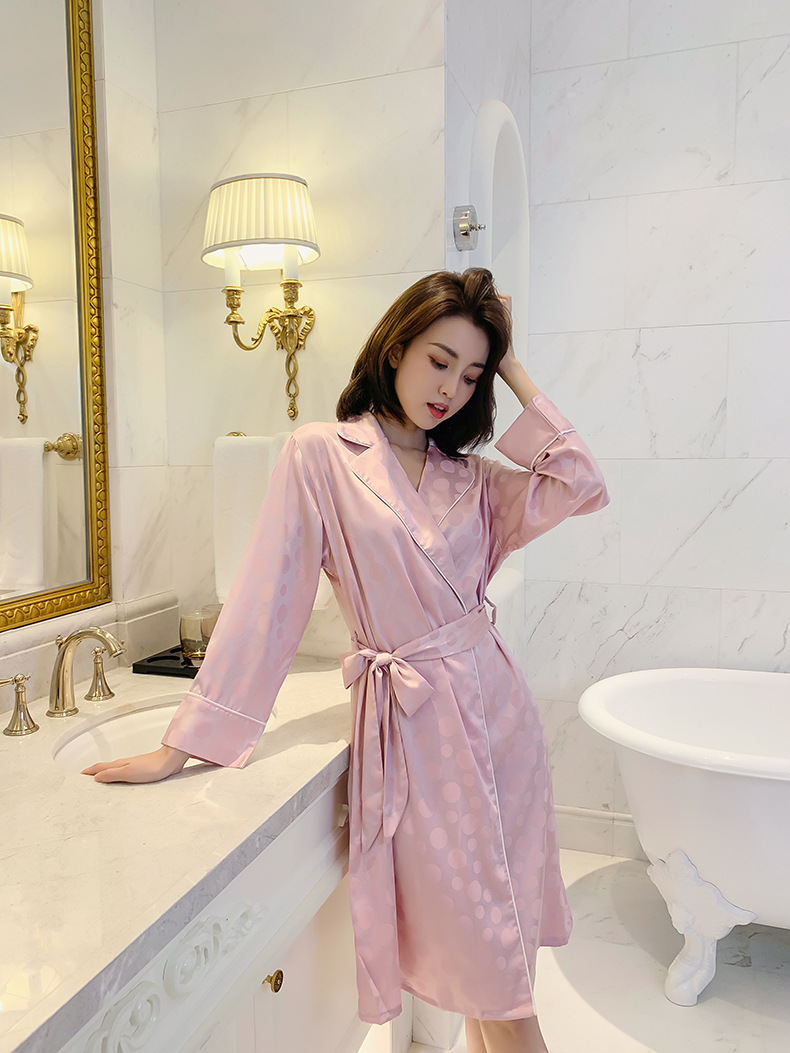 睡衣女春秋仿真丝绸长袖透气薄款家居服时尚大气睡袍欧美风浴袍女