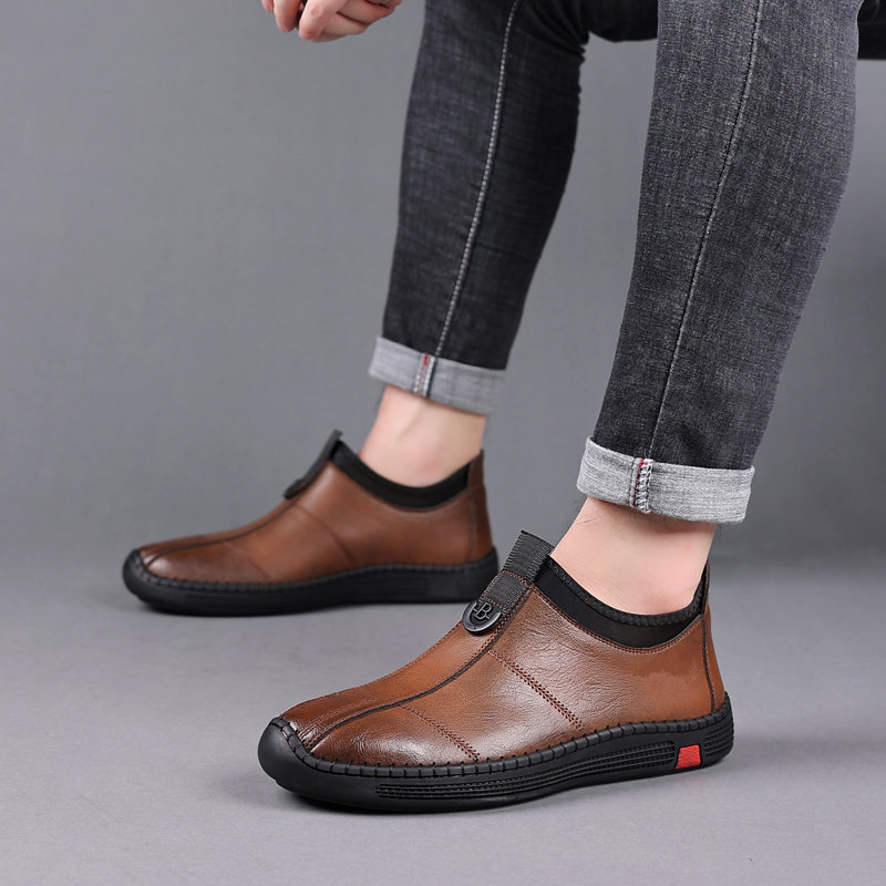 Men's Casual Leather Shoes Fashion Sports Slip-on Lazy Shoes Peas Shoes Middle-Aged Men's Shoes Portable All-Match Foreign Trade