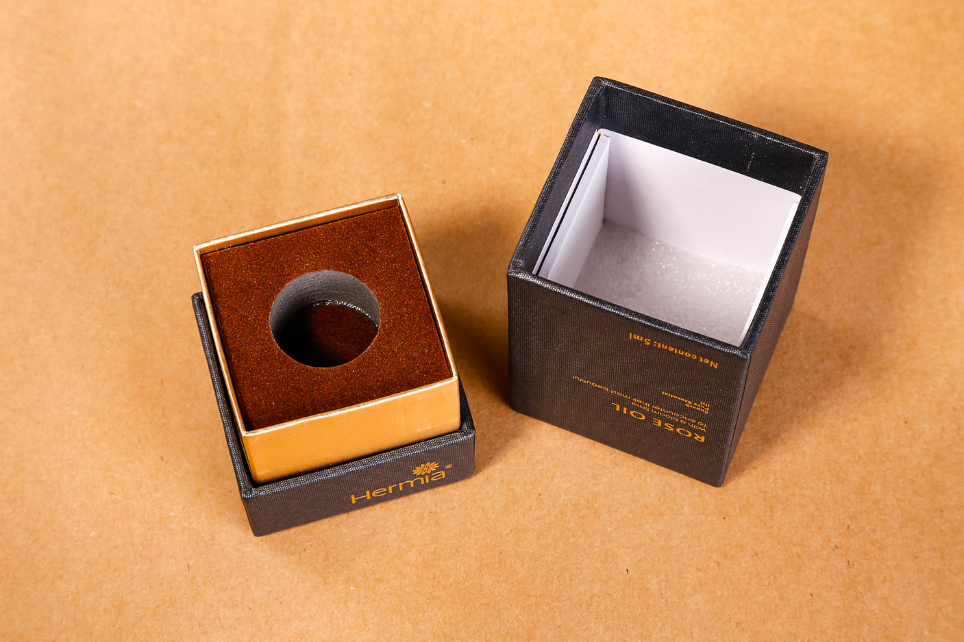 厂销黑色特种纸烫金天地盒礼品盒定 制高档保健品包装盒彩印logo