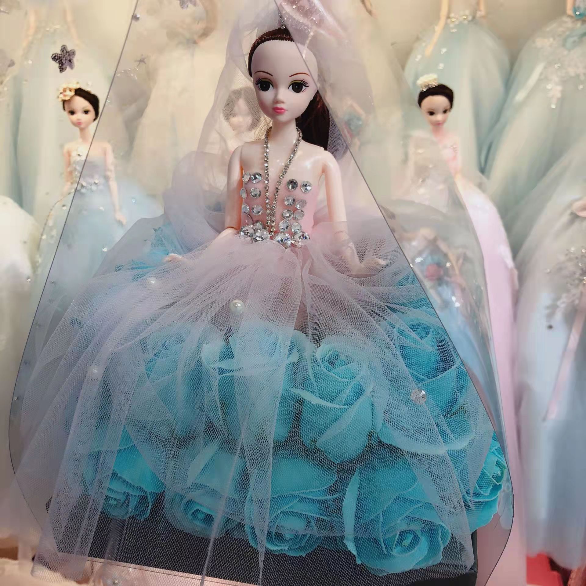 9成交4个30厘米叶罗丽会唱歌洋娃娃冰公主芭芘娃娃仙子玩具娃娃批发