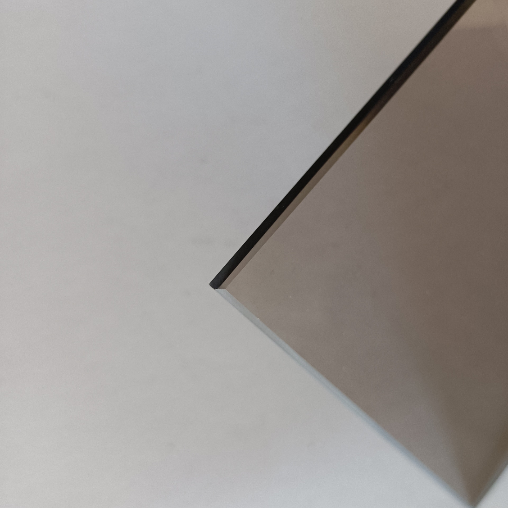 热销4mm茶色玻璃 5mm欧洲茶玻璃原片 6mm浅茶灰茶琥珀色玻璃原片