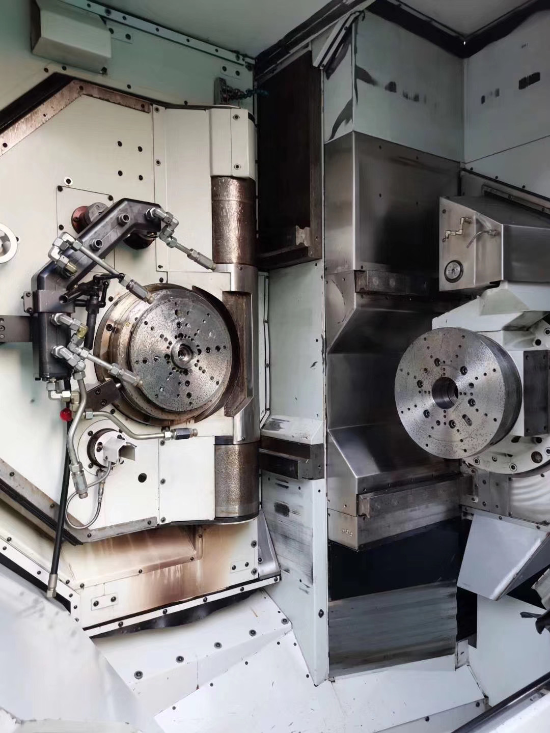 二手弧齿锥齿轮磨齿机 格里森600hg凤凰机