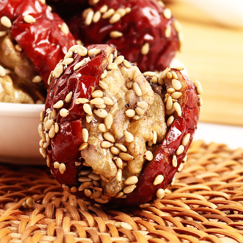 新品特卖芝麻枣夹核桃230g/盒 灰枣夹核桃 干果零食 枣夹核桃批发