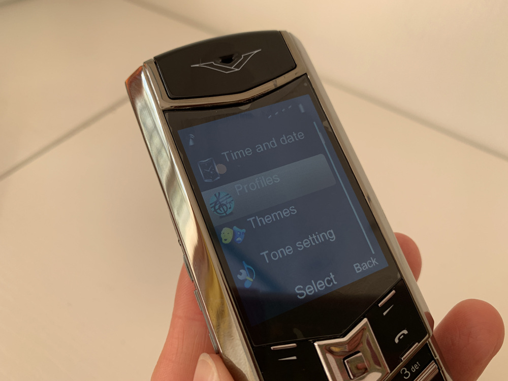 新款v8蓝宝石玻璃屏威图vertu手机精美外观滑盖小屏幕男款手机